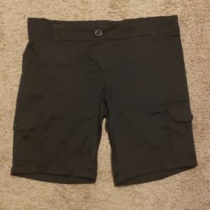 Karen Brooks cargo style shorts